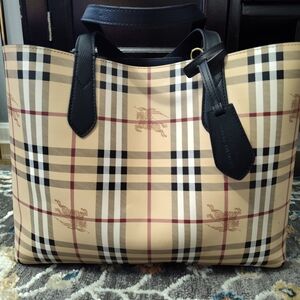 Reverseable burberry London tote bag